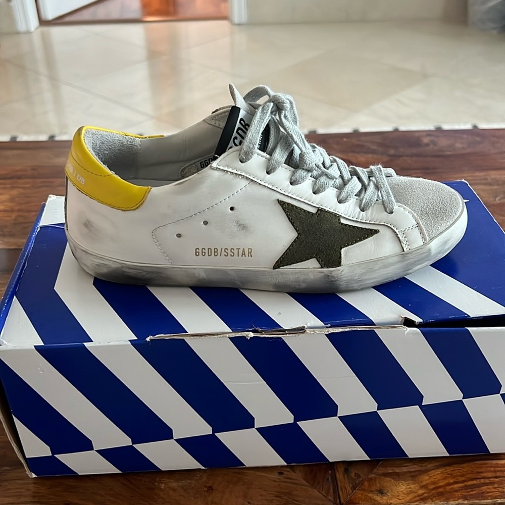 Golden Goose Superstar Sneaker
